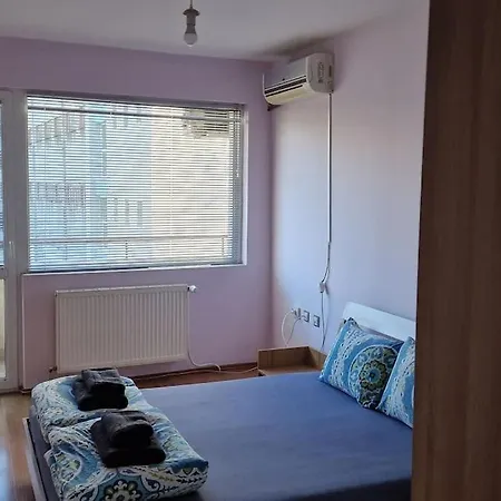 Apartment за гости мира *